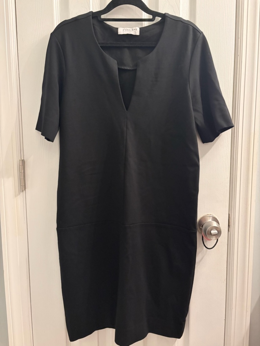 Everlane Minimalist Capsule Black Dress - The Ponte Short Sleeve Mini Dress - Picture 7 of 10